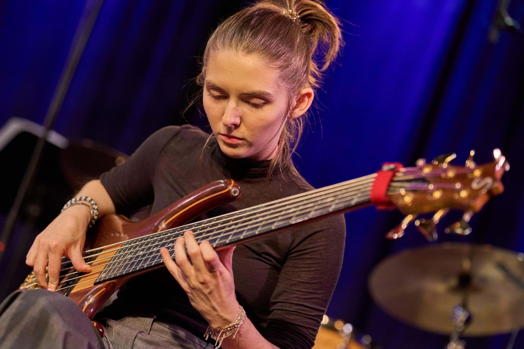 Bild von Bass Masterclass mit Nina Feldgrill